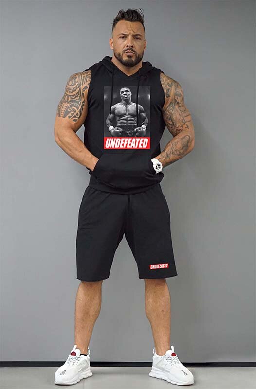 Echipament sportiv pentru sala cu UNDEFEATED