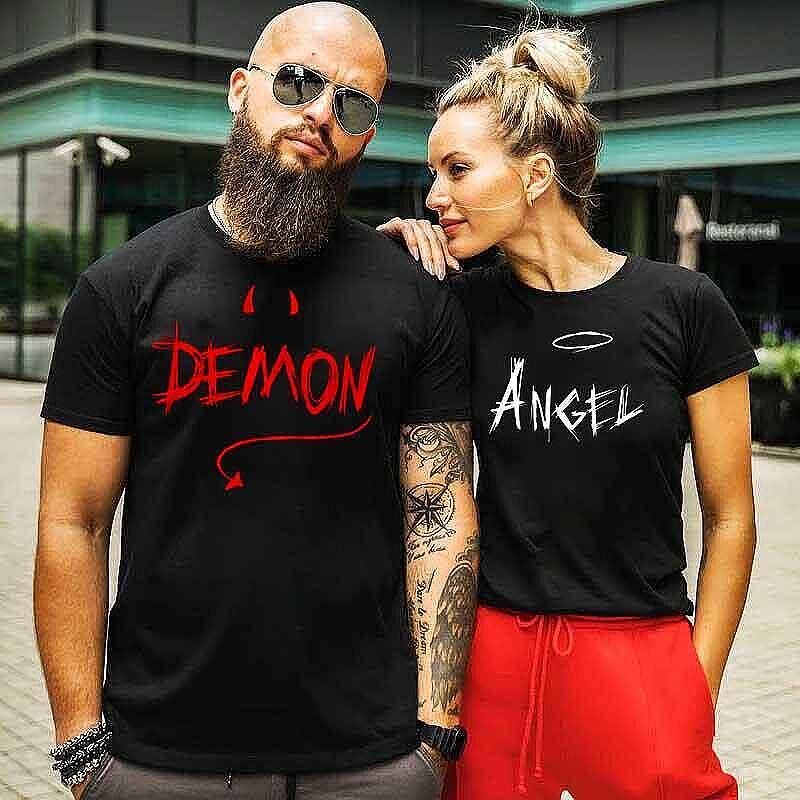 Tricouri pentru cupluri D A